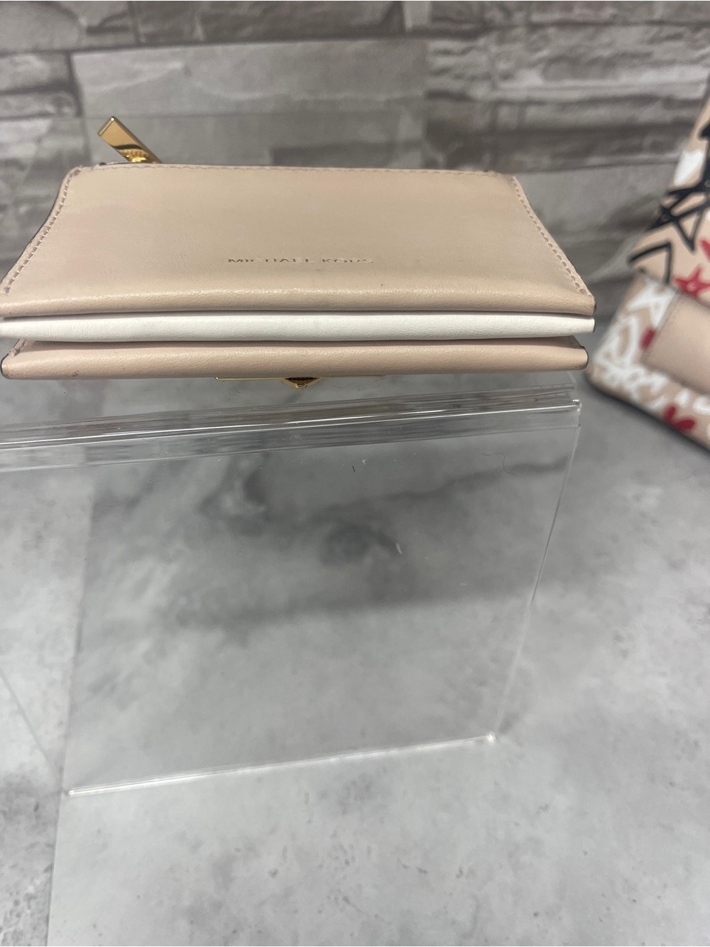 Michaek Kors Cece Medium Chain Shoulder Bag with Matching Wallet Pink Grafitti - Picture 14 of 16